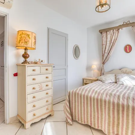 Petite Maison Mortes Aigues-Mortes