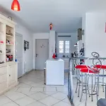 Petite Maison Mortes *