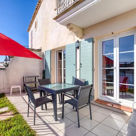 Petite Maison Mortes * Aigues-Mortes